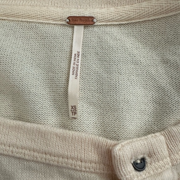 Never Worn Free People top - Picture 3 of 3